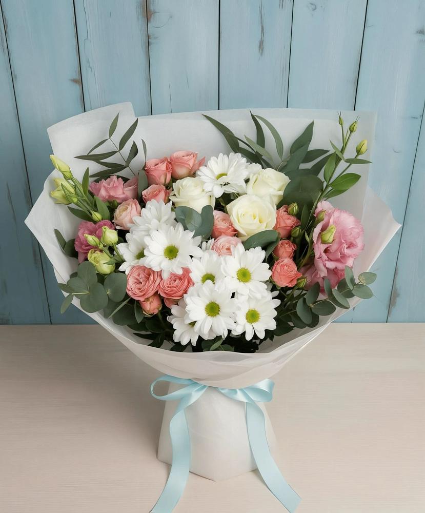 Букет цветов из: Розы, Лизиантусы и Хризантемы в Старокучергановке