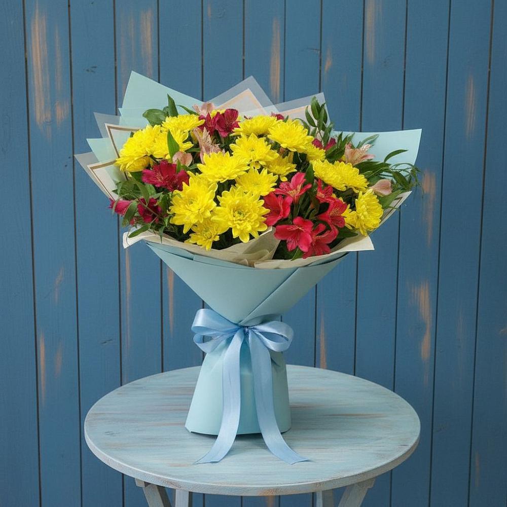 Букет цветов из: Альстромерии и Хризантемы в Старокучергановке