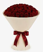 Букет 101 Бордовая роза Блэк Бакарра в Старокучергановке