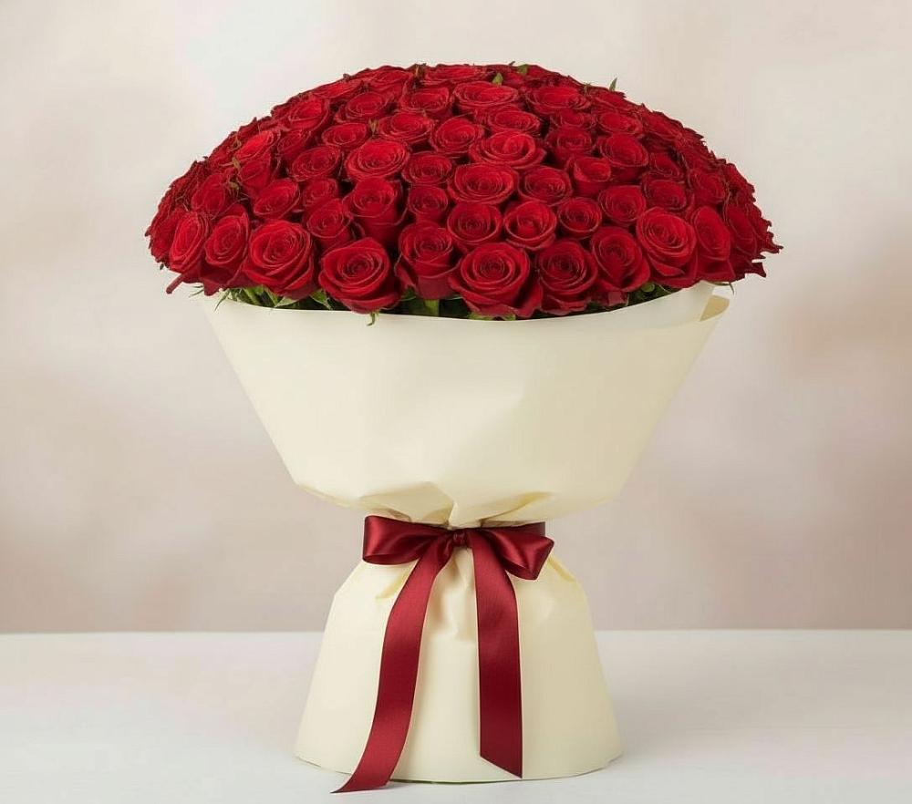 Букет 101 Красная роза Милано в Старокучергановке
