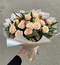 Букет Кремовые розы Латте в Старокучергановке