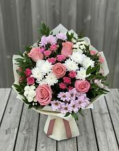 Букет цветов из:  Альстромерии, Гвоздики, Розы и Хризантемы в Старокучергановке