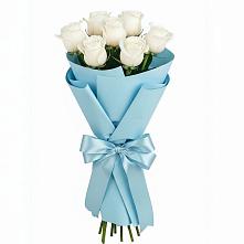 Букет 7 белых роз Проуд в Старокучергановке