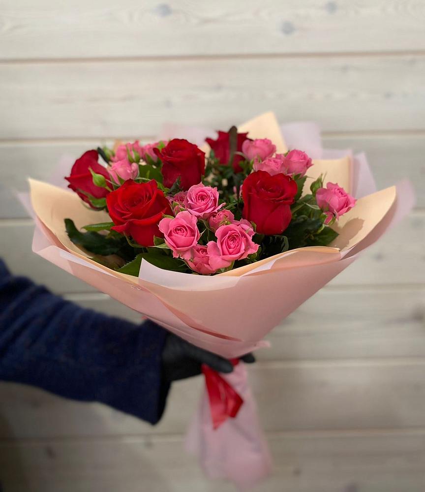 Букет цветов из: Розы в Старокучергановке