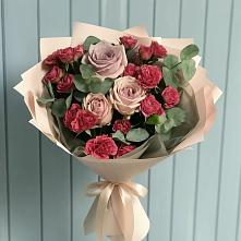 Букет цветов из:  Гвоздики и Розы в Старокучергановке